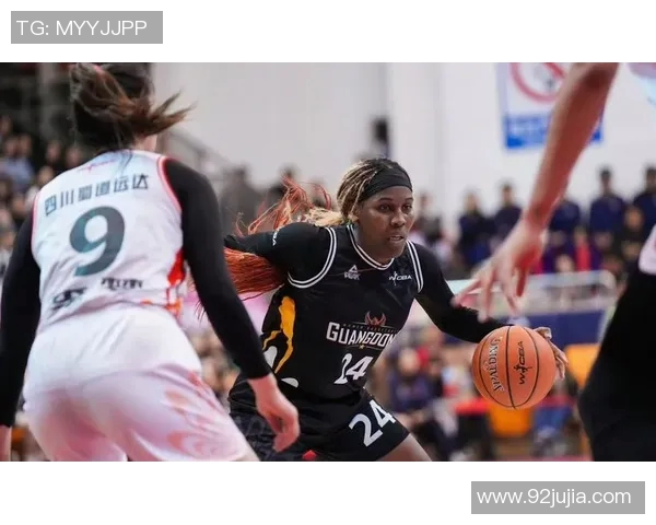 加拿大女篮迎战希腊女篮力争在国际赛场上取得佳绩 加拿大女篮迎战希腊女篮力争在国际赛场上取得佳绩